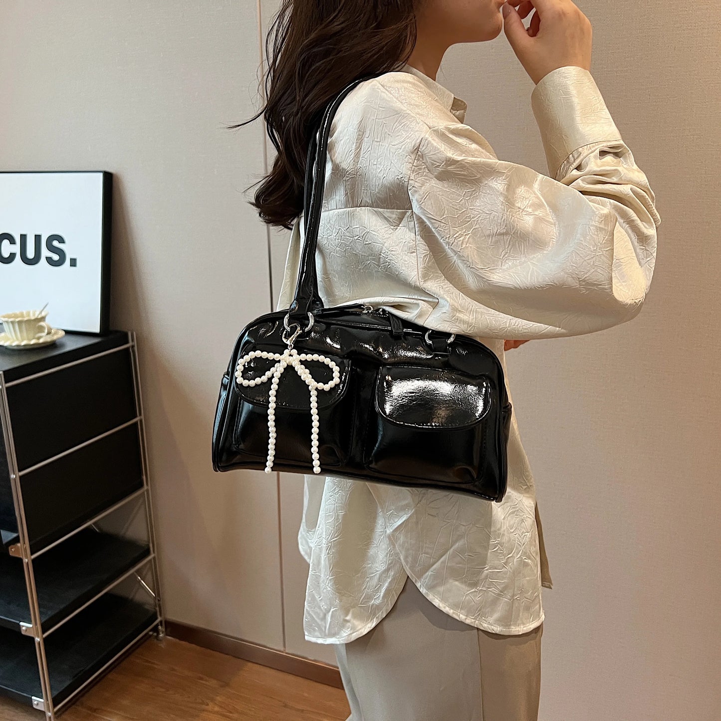 Fashionable Aura Bow Edition Versatile Shoulder Bag